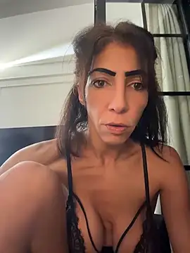 Yasmiinee online show from 29, 6, 2026