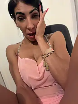 Yasmiinee online show from 7, 6, 2026