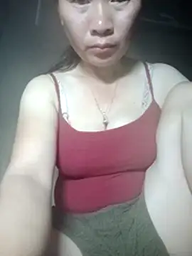 Snapshot of Lella_01 chatting on 11, 6, 2026 Lella 01 online show from 11, 6, 2026