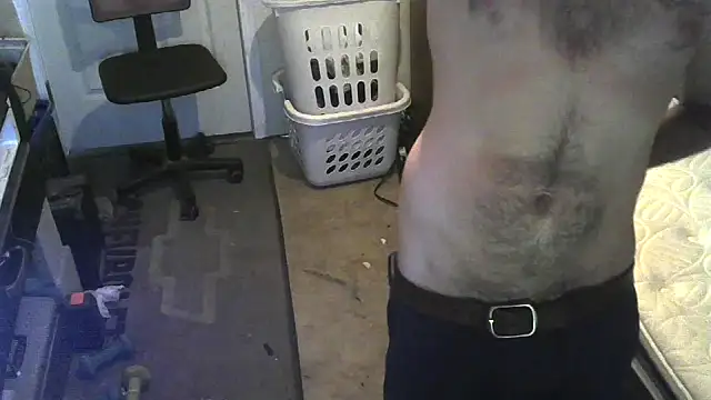 Snapshot of Johnny1991Blunt chatting on 26, 5, 2026 Johnny1991Blunt online show from 26, 5, 2026