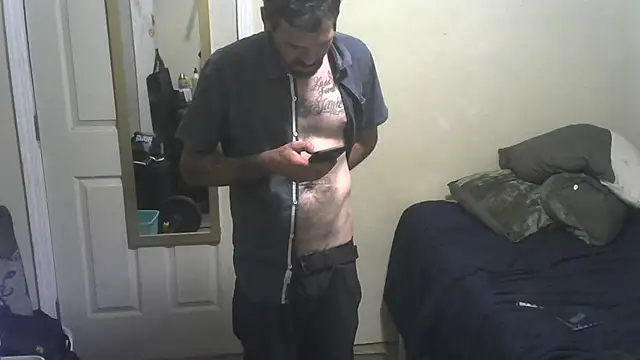Snapshot of Johnny1991Blunt chatting on 10, 7, 2026 Johnny1991Blunt online show from 10, 7, 2026