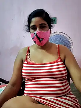 Snapshot of Rulali_44 chatting on 26, 4, 2026 Rulali 44 online show from 26, 4, 2026