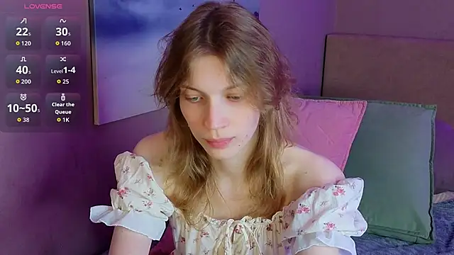 Emily Cartex online show from 18, 6, 2026