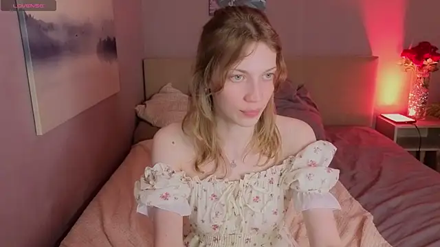 Emily Cartex online show from 29, 4, 2026