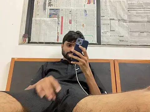 Snapshot of BBCHORNEYDADDY chatting on 11, 5, 2026 BBCHORNEYDADDY online show from 11, 5, 2026