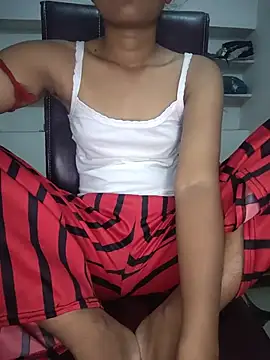 ESHA-LOVE online show from 9, 6, 2026