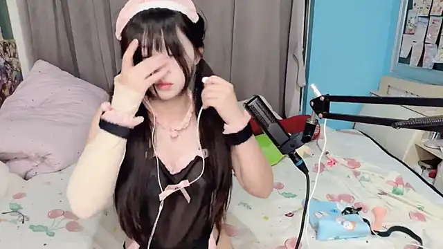 Snapshot of xiaoben-11 chatting on 4, 5, 2026 xiaoben-11 online show from 4, 5, 2026