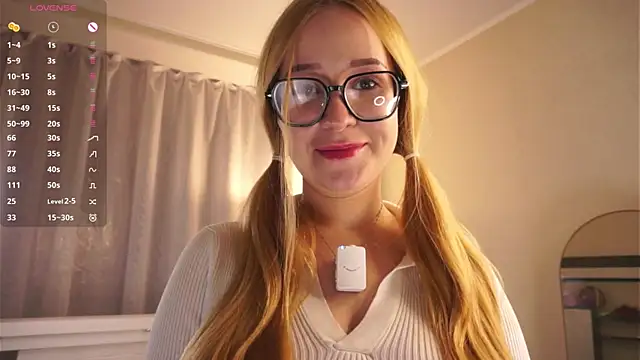 Snapshot of RosannaBennerman chatting on 27, 4, 2026 RosannaBennerman online show from 27, 4, 2026