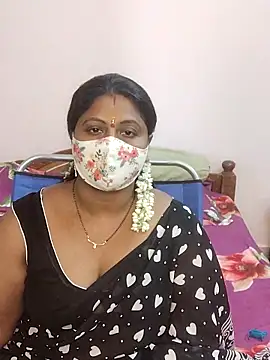 Snapshot of telugu_Geetha40 chatting on 10, 5, 2026 telugu Geetha40 online show from 10, 5, 2026