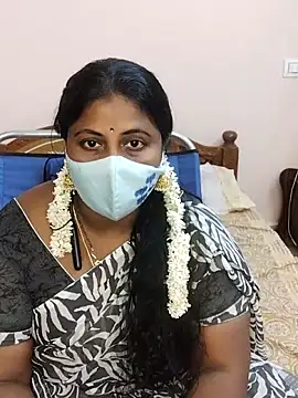 Snapshot of telugu_Geetha40 chatting on 26, 5, 2026 telugu Geetha40 online show from 26, 5, 2026