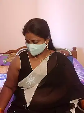 Snapshot of telugu_Geetha40 chatting on 4, 5, 2026 telugu Geetha40 online show from 4, 5, 2026
