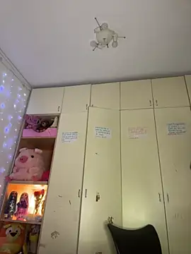 Snapshot of SpicySweetie chatting on 23, 5, 2026 SpicySweetie online show from 23, 5, 2026