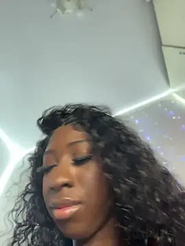 Snapshot of SpicySweetie chatting on 8, 5, 2026 SpicySweetie online show from 8, 5, 2026