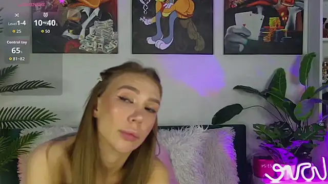 Snapshot of AddisonHux chatting on 28, 7, 2026 AddisonHux online show from 28, 7, 2026