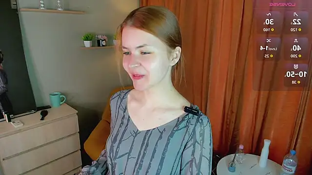 LeyaBloom online show from 19, 5, 2026