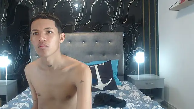 PhillipCox online show from 30, 4, 2026