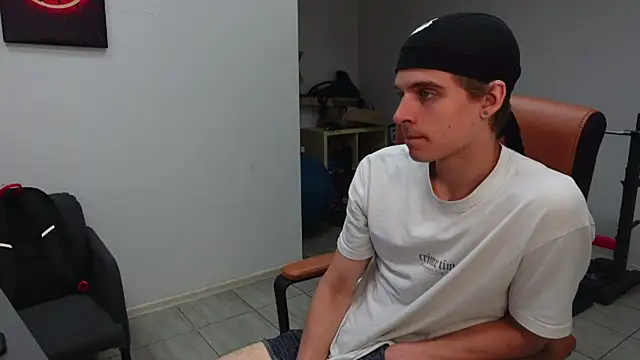 Snapshot of David_Heath chatting on 25, 6, 2026 David Heath online show from 25, 6, 2026