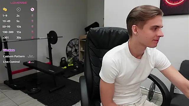 Snapshot of David_Heath chatting on 25, 7, 2026 David Heath online show from 25, 7, 2026