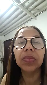 Snapshot of Ladymilf12 chatting on 13, 5, 2026 Ladymilf12 online show from 13, 5, 2026