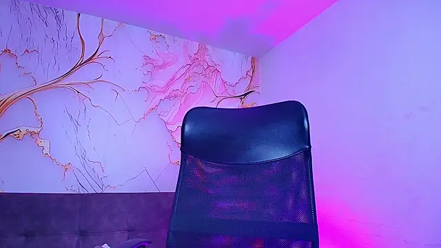 raylin escobar online show from 17, 6, 2026