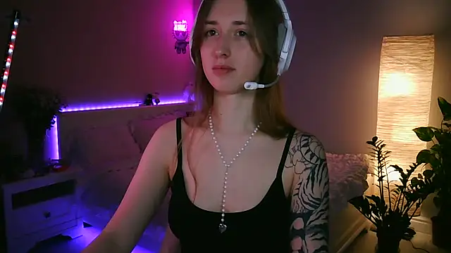 she tora69 online show from 19, 5, 2026