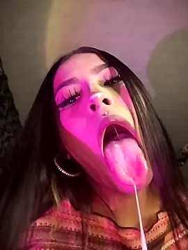 SAMIIISQUIRTT online show from 25, 4, 2026