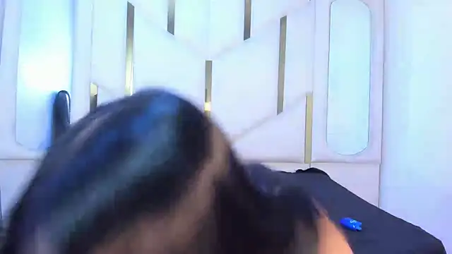 Snapshot of AuroraHoney32 chatting on 4, 6, 2026 AuroraHoney32 online show from 4, 6, 2026