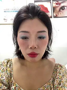Snapshot of milkwine chatting on 5, 5, 2026 milkwine online show from 5, 5, 2026
