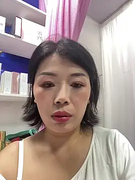Snapshot of milkwine chatting on 3, 5, 2026 milkwine online show from 3, 5, 2026
