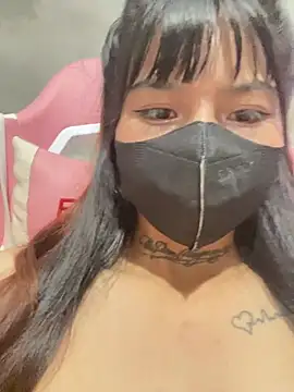 Lilyy18 online show from 28, 7, 2026