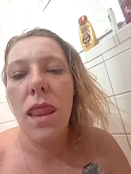 lickybaby26 online show from 15, 6, 2026