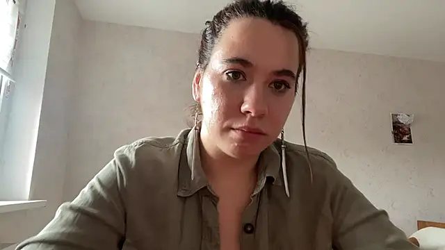 Snapshot of OraCoovert chatting on 11, 5, 2026 OraCoovert online show from 11, 5, 2026