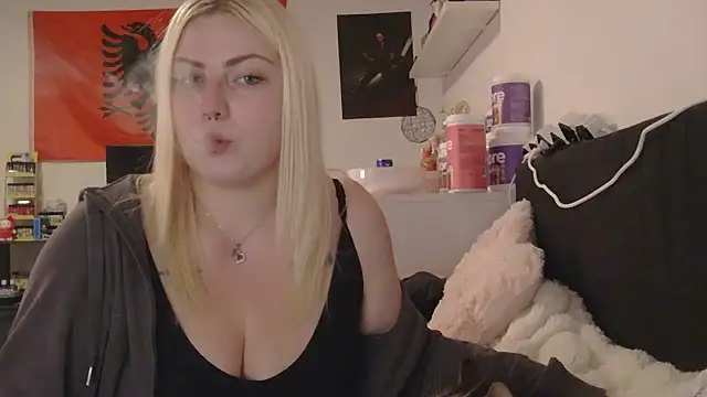 Snapshot of josi-420 chatting on 9, 6, 2026 josi-420 online show from 9, 6, 2026