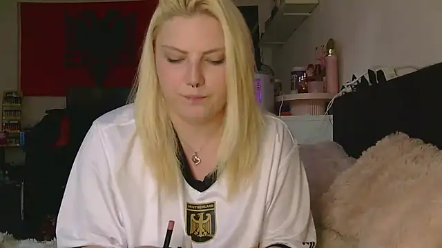 Snapshot of josi-420 chatting on 7, 6, 2026 josi-420 online show from 7, 6, 2026