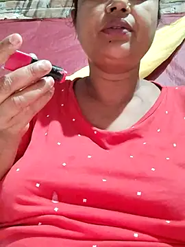 Snapshot of Gulapi_N chatting on 19, 5, 2026 Gulapi N online show from 19, 5, 2026