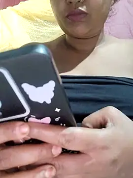 Snapshot of Gulapi_N chatting on 17, 5, 2026 Gulapi N online show from 17, 5, 2026