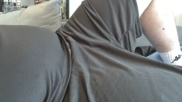 Snapshot of horny-bear89 chatting on 5, 5, 2026 horny-bear89 online show from 5, 5, 2026