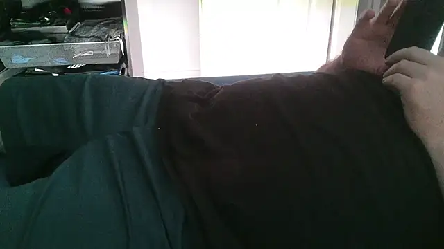 Snapshot of horny-bear89 chatting on 25, 5, 2026 horny-bear89 online show from 25, 5, 2026