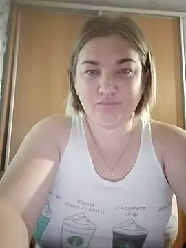 MiyaOlliver online show from 30, 5, 2026