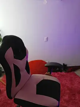 Nyxie8 online show from 5, 5, 2026