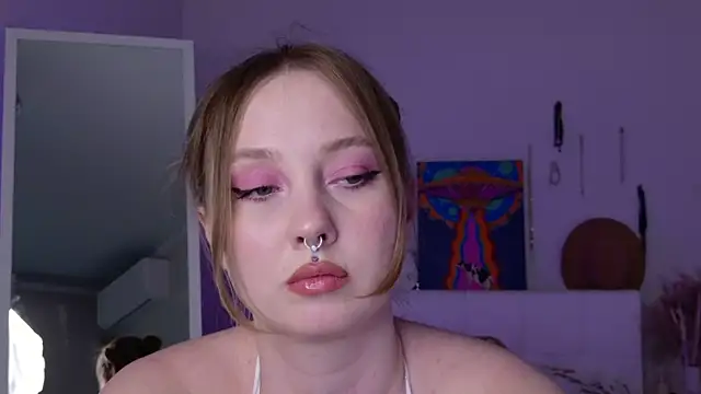 Snapshot of ooopsitscandy chatting on 26, 5, 2026 ooopsitscandy online show from 26, 5, 2026