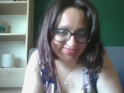 sensual paris online show from 22, 5, 2026