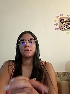 zoehot07 online show from 8, 5, 2026