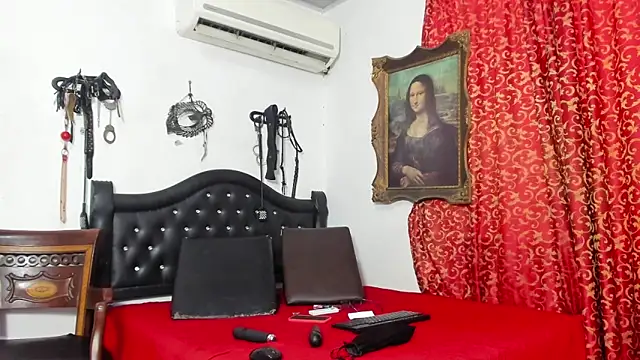Snapshot of BelindaHedone1 chatting on 4, 6, 2026 BelindaHedone1 online show from 4, 6, 2026