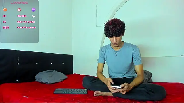 Snapshot of liammendoza98 chatting on 19, 5, 2026 liammendoza98 online show from 19, 5, 2026
