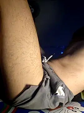 minhhoang2008 online show from 27, 4, 2026