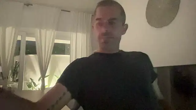 Snapshot of Riccardo86xx chatting on 24, 5, 2026 Riccardo86xx online show from 24, 5, 2026