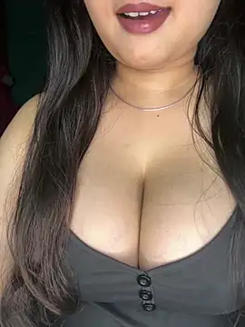 Naughty pooja44 online show from 30, 5, 2026