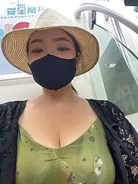 xiaochengzi505 online show from 13, 7, 2026