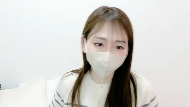 Snapshot of momoka__o0 chatting on 20, 5, 2026 momoka o0 online show from 20, 5, 2026